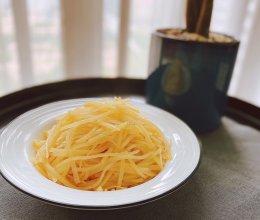 清炒土豆丝—香脆又可口的做法