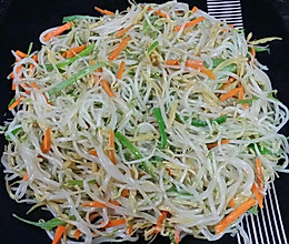 银鱼豆芽的做法