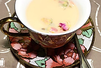 奶茶玫瑰露的做法