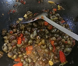 辣炒田螺的做法