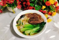 #菜油就选外婆乡，新鲜开榨抢先尝#清汤牛肉面的做法