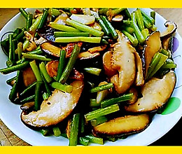 香菇蒜薹的做法