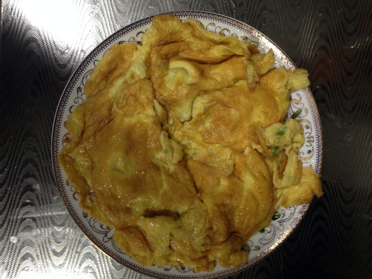 韭菜炒蛋（盖蛋）的做法