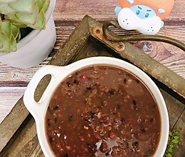 #夏日吃货嘉年华#赤小豆薏米粥的做法