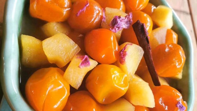 #餐桌上的春日限定#糯种金桔雪梨的做法