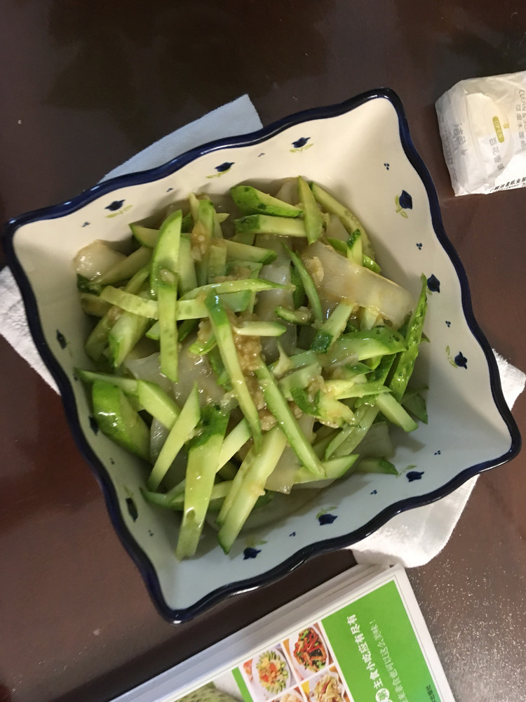 凉菜黄瓜拌拉皮的做法