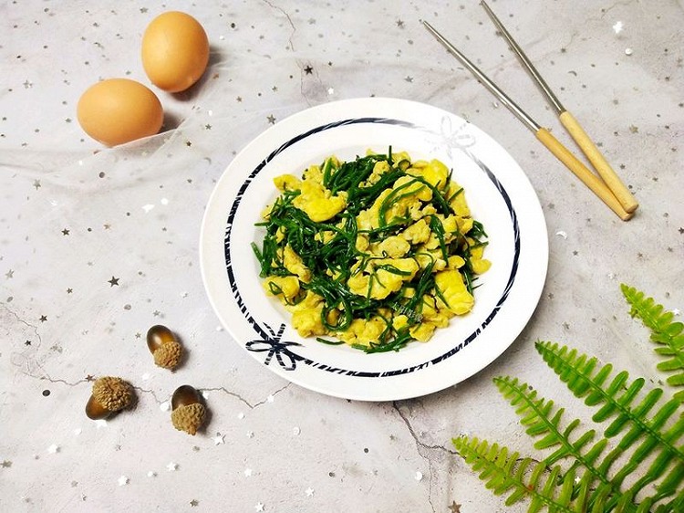 沙葱炒状元蛋的做法