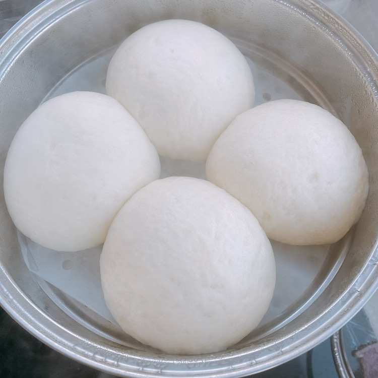 自发粉蒸出来的白胖子的做法