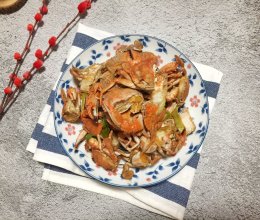 #就是红烧吃不腻！#红烧酱爆小花蟹的做法