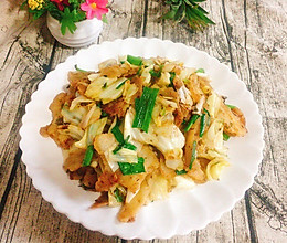包菜炒千层饼的做法
