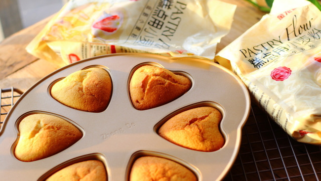 黑加仑海绵蛋糕的做法