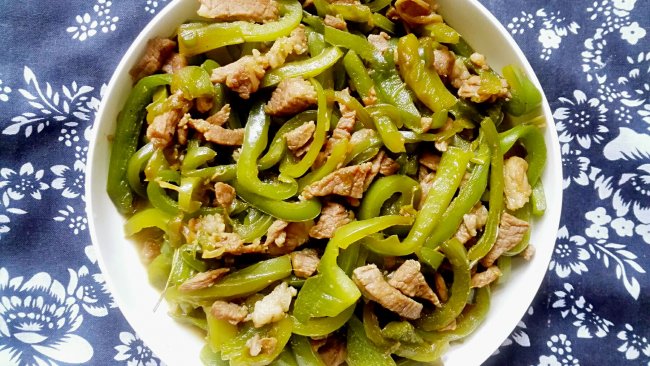 青椒炒肉丝的做法