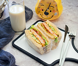 香煎厚厚虾饼三明治的做法