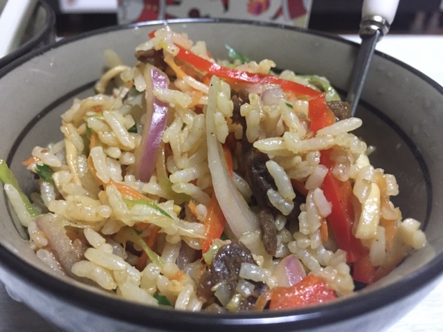 黑椒牛肉蔬菜拌饭（电饭煲版）的做法