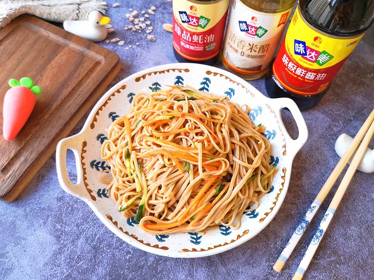 荞麦凉面的做法