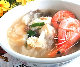 #夏日消暑，非它莫属#鲜虾白菜豆腐汤的做法