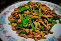 川菜经典之青椒肉丝的做法