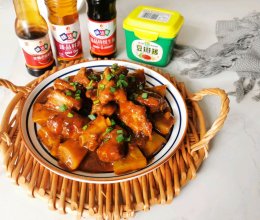 南瓜焖排骨的做法