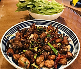 油而不腻炒辣子鸡的做法