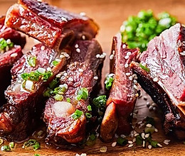 【腊肉的处理和烹饪】一份很好用的腊肉实用指南！的做法
