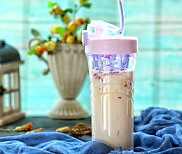 香蕉甘蓝椰子汁的做法