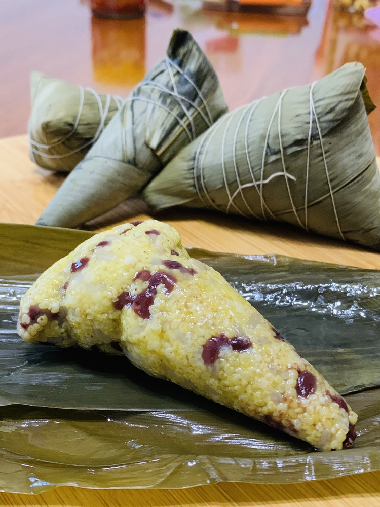 大黄米蜜豆粽子的做法