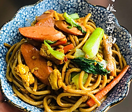 一碗肉丝蛋炒面的做法