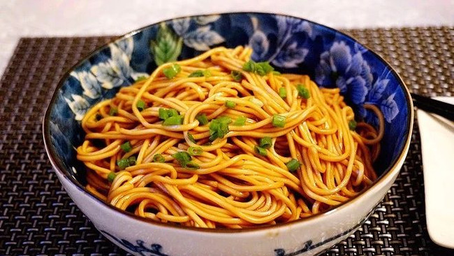 玉米面条的做法