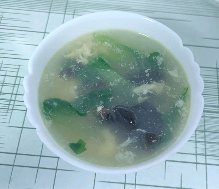 青菜木耳蛋花汤的做法