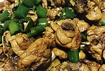 青椒炒鸡块的做法