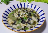 蛋香紫菜丝瓜汤的做法