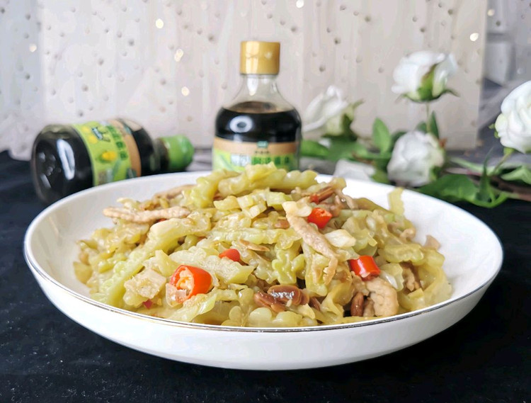 肉丝炒苦瓜的做法