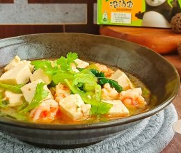 小白菜鲜虾豆腐煲的做法