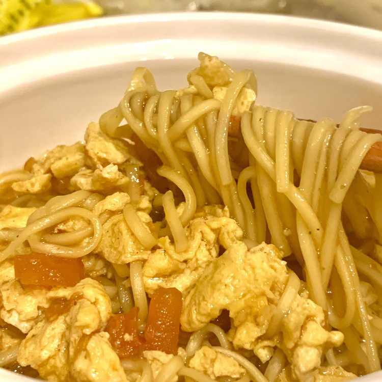 西红柿鸡蛋面的做法