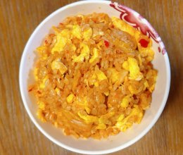 #养生打卡#辣白菜蛋炒饭的做法