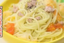 清热去火开胃宝宝辅食【番茄花菜黄瓜细面】的做法
