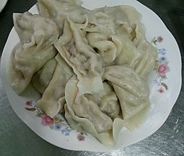 猪肉莲藕水饺的做法