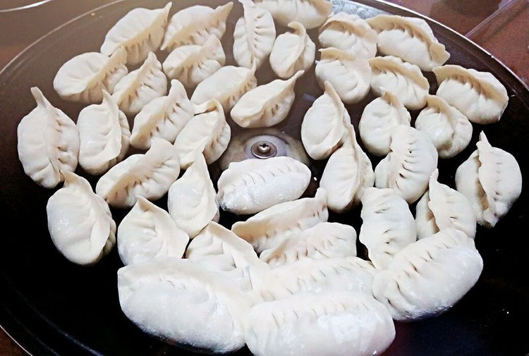 韭菜胡萝卜猪肉馅饺子的做法
