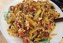 土豆火腿肠炒饭的做法