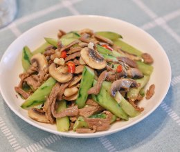 青瓜口蘑炒肉片的做法