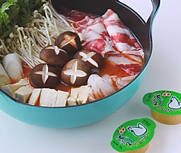 番茄肥牛小火锅｜营养均衡，好吃看得见#浓汤宝火锅英雄争霸赛#的做法