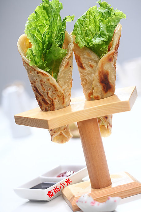 鸡蛋灌饼的做法