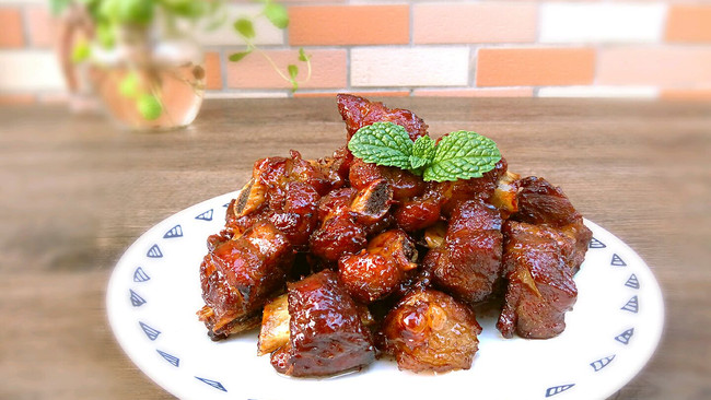 停不了嘴的糖醋排骨的做法