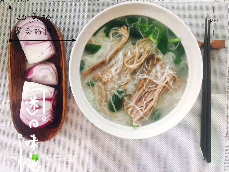 鲫鱼汤牛肉面的做法
