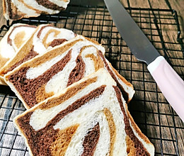 风靡全网的生椰拿铁吐司  |  重磅出击的做法