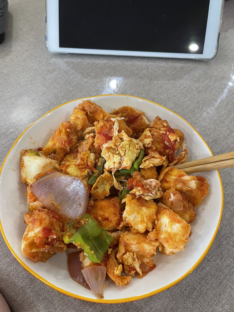 西红柿炒馍的做法