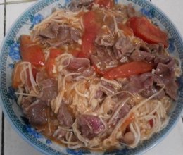 番茄金针菇烩牛肉的做法