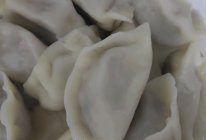 酸菜馅饺子的做法