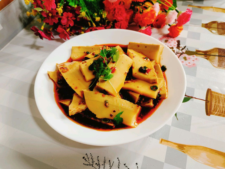 凉拌肉冻的做法
