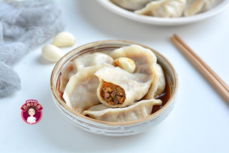 牛肉胡萝卜饺子的做法